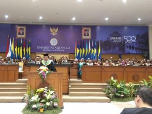 Dianugerahi Doktor Honoris Causa, Bos Mayapada: Jadilah Orang Lain