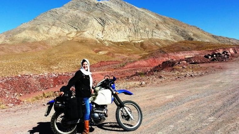 Cerita Wanita  Inggris Solo Touring  Motor  di Iran