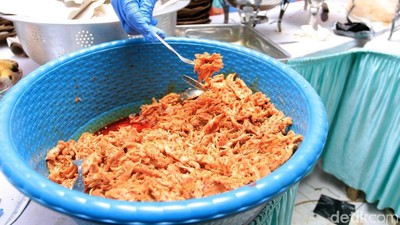 62 Warga Kampung Cikancung Keracunan Makanan Hajatan