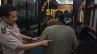 Dia dulu itu katanya pebalap dan ingin terkenal. Cari sensasi dia. Padahal itu berbahaya, ujar Kapolsek Tamansari, AKBP Erick Frenderiz kepada detikcom, Kamis (8/3/2018). 