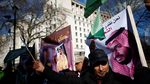 Foto: Demo Yaman Warnai Kunjungan Putra Mahkota Saudi di Inggris