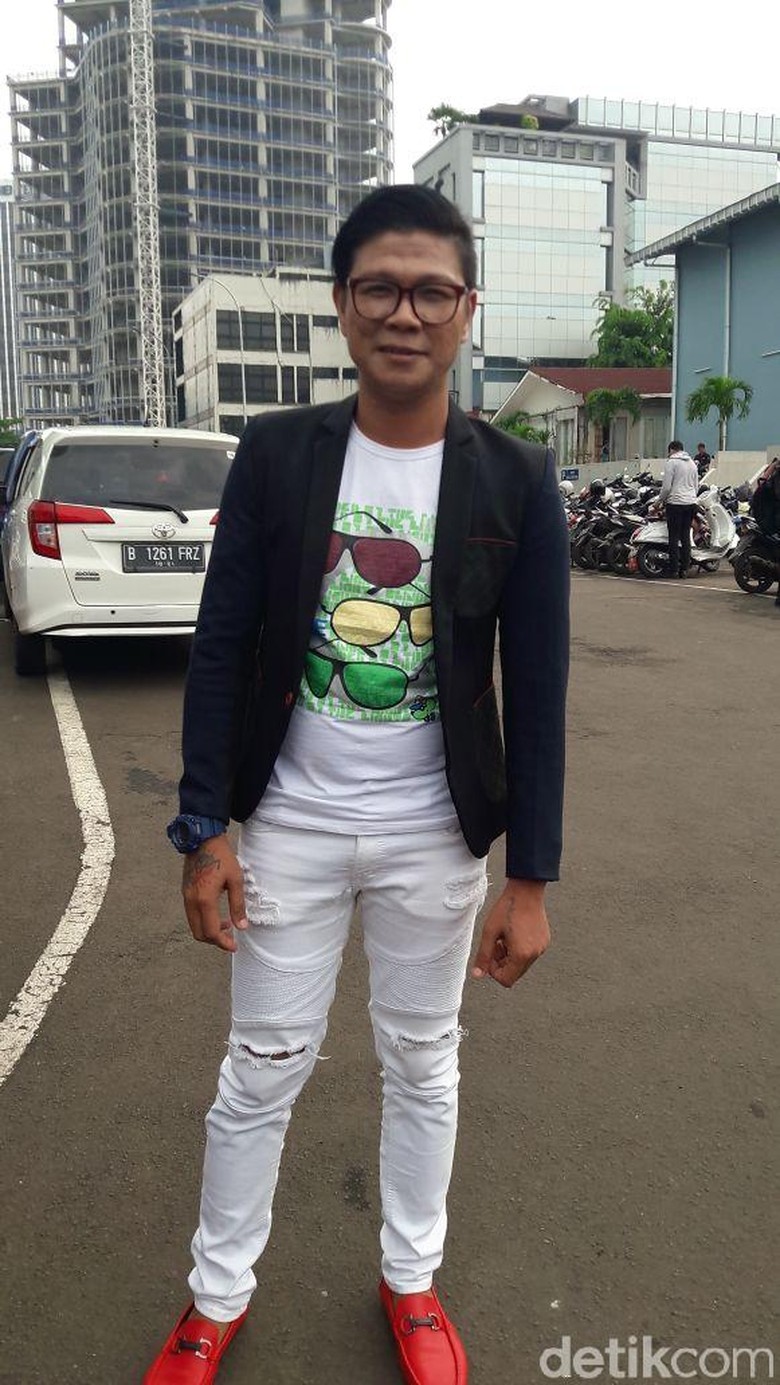 Andika Kangen Band ogah naik Avanza. Foto: Andika Kangen Band (Veynindia E Pardede) Andika Kangen Band ogah naik Avanza. Foto: Andika Kangen Band (Veynindia E Pardede)