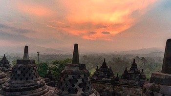 Keindahan matahari terbenam di Candi Borobudur. Foto: instagram.com/e_kaspersky