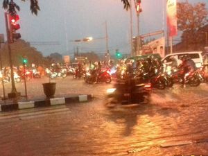 Hujan Deras di Bandung, Kawasan Gedebage Tergenang