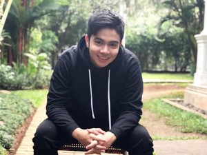 Foto Berseragam, Umay Shahab Akan Gabung Akpol?
