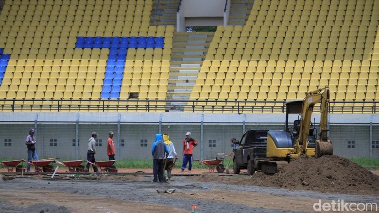 Ini Perkembangan Terbaru Proses Renovasi Stadion Si Jalak Harupat Ini Perkembangan Terbaru Proses Renovasi Stadion Si Jalak Harupat