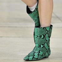 Koleksi Miu Miu Fall-Winter 2018/2019. (Foto: Getty Images)