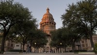 Sedangkan di Kota Austin, Texas pada bulan April akan ada Festival SXSW yang menyajikan aksi musik (CNN Travel)