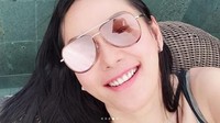Di jejaring instagramnya pun jarang ditemukan fotonya bersama sang suami. (Dok. Instagram/kalinaocktaranny)