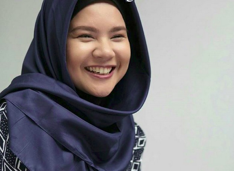 Tere Pardede Tetap Bermusik Pasca Hijrah Tere Pardede Tetap Bermusik Pasca Hijrah