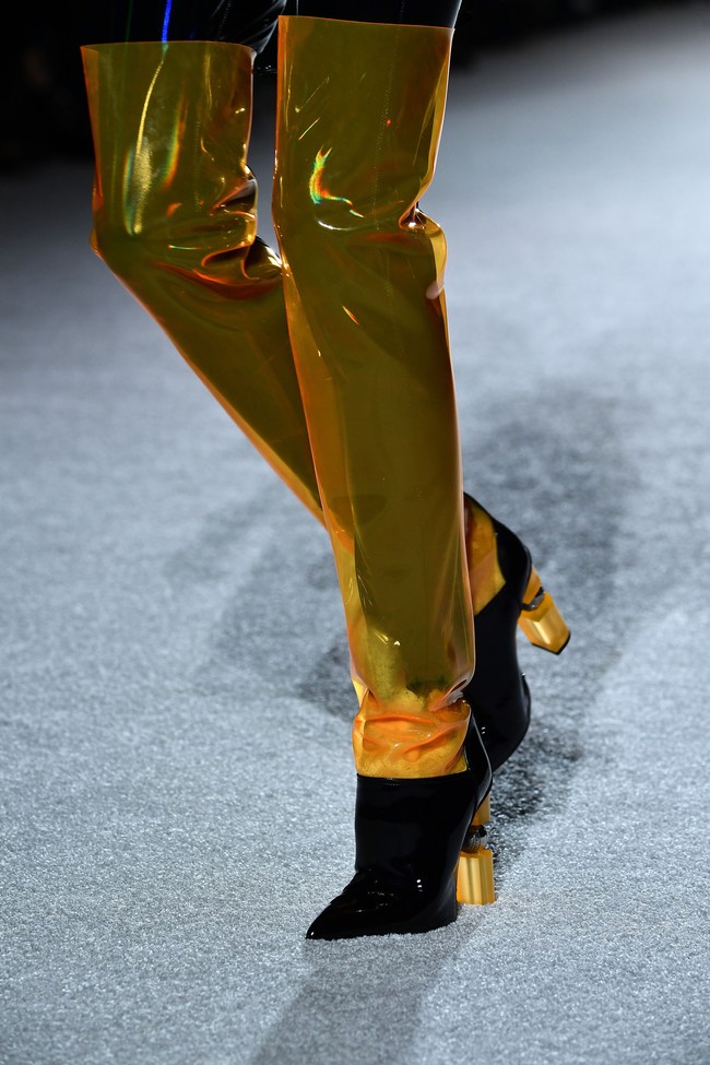 Koleksi Balmain Fall-Winter 2018/2019. (Foto: Getty Images)