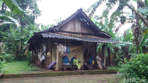 Rumah nenek Asiyah di Jepara.