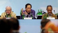 PT Bank Central Asia Tbk (BBCA) sepanjang 2017 membukukan laba bersih sebesar Rp 23,3 triliun tumbuh 13,2% dibandingkan periode yang sama tahun sebelumnya Rp 20,6 triliun.