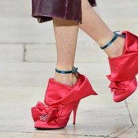 Koleksi Miu Miu Fall-Winter 2018/2019. (Foto: Getty Images)