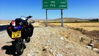 Motivasinya adalah dorongan keingintahuan tentang Iran bagian barat (Lois Pryce/CNN Travel)