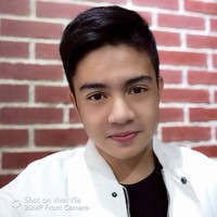 Ia memiliki bakat dalam bernyanyi dan mengantarkan dirinya ke panggung ajang pencari bakat Idola Cilik di tahun 2008. Kini Umay bukan lagi idola cilik, dia telah tumbuh menjadi remaja tampan. Foto: Instagram