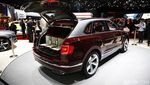 Mobil SUV Mewah Inggris Kena Setrum Juga