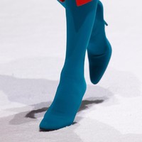 Koleksi Balenciaga Fall-Winter 2018/2019. (Foto: Dok. Vogue)