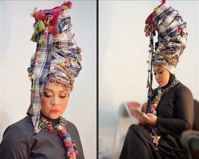 Melly Goeslaw pernah mengunggah foto penampilannya berhijab yang mendatangkan protes. Pada foto yang ditampilkannya di Instagram itu, Melly tampil memakai turban yang bentuknya memanjang ke atas. Gaya hijabnya yang unik tersebut dikritik oleh netizen dari Malaysia. Mereka menyebut apa yang dipakai pencipta lagu ternama itu bukanlah hijab dan mirip alien hingga unta. Melly pun memberikan komentarnya, Saya bukan wanita berhijab. Saya hanya wanita yang sangat bahagia menutup bagian-bagian tubuh saya yang sebaiknya ditutup dan belum memenuhi syarat-syarat seperti wanita berhijab. Foto: Instagram