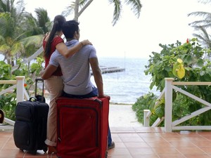 Ingat! Liburan Pakai Utang Itu Bahaya