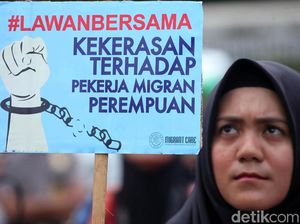 Peringati Hari Perempuan, Massa Demo DPR