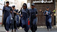 Di Jeddah, Arab Saudi, sejumlah wanita melakukan lomba lari untuk peringati Hari Perempuan Internasional. REUTERS/Faisal Al Nasser.