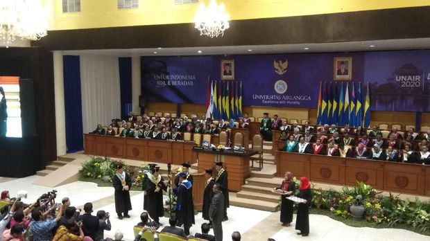 Penganugerahaan Doktor Honoris Causa kepada Daro Sri Tahir