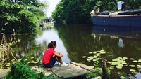 Bermain speedboat, bersepeda, berkunjung ke landmark dunia, menikmati konser, off road, dan juga bersantai di pantai. (mariaherrera_6/Instagram)