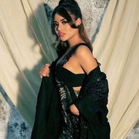 Putri dari pasangan Anang Hermansyah dan mantan istrinya Krisdayanti, Aurel Hermansyah kerap menuai komentar pedas dari netizen terkait fotonya di Instagram. Penampilannya di foto ini yang diunggahnya ke media sosial dinilai terlalu seksi. Padahal Aurel masih berusia remaja, 17 tahun, saat foto ini dibuat. Foto: Instagram Aurel Hermansyah