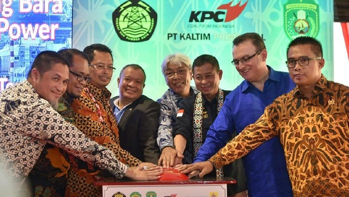 Jonan Resmikan Proyek Penyaluran Daya Lebih PLTU di Kaltim