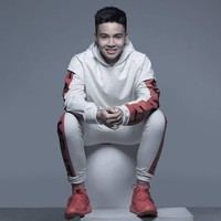 Namanya semakin populer setelah ia membintangi sinetron Eneng dan Kaos Kaki Ajaib di tahun berikutnya. Foto: Instagram