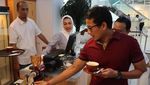 Begini Gaya 10 Politisi Indonesia Saat Ngopi, Siapa yang Paling Keren Ya?