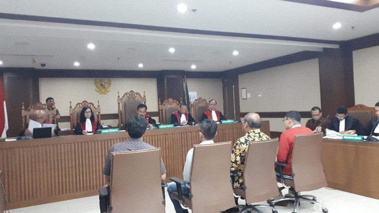 Saksi Sebut Auditor BPK Mengaku Pengacara Saat Mau Beli Moge Saksi Sebut Auditor BPK Mengaku Pengacara Saat Mau Beli Moge