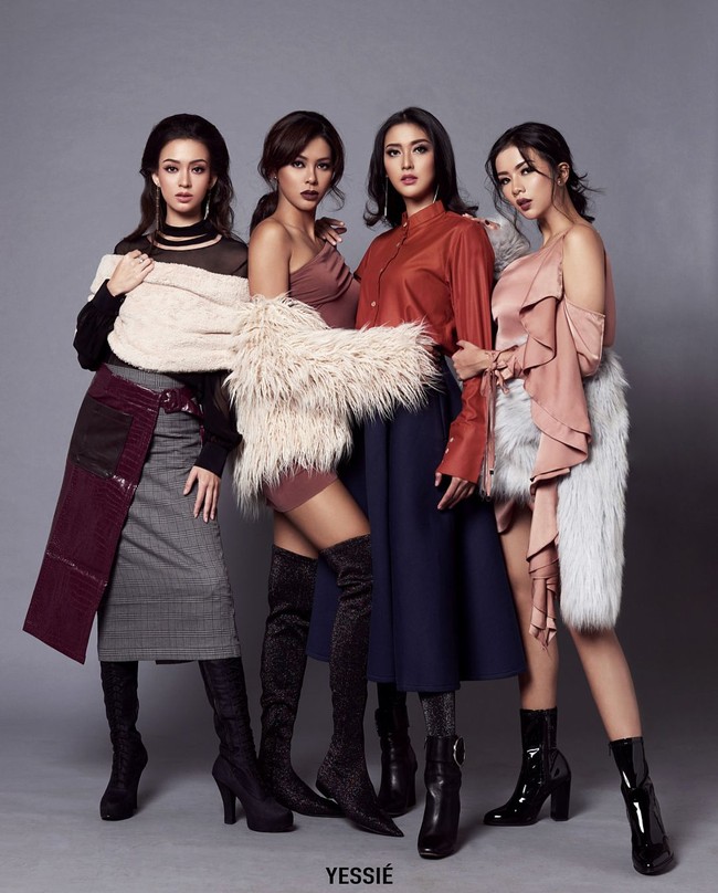 Bunga Jelitha berpose bersama rekannya sesama Puteri Indonesia 2017 yang akan mengakhiri tugas mereka hari ini. Ada Puteri Indonesia Perdamaian 2017 Dea Rizkita, Puteri Indonesia Pariwisata Karina Nadila, dan Puteri Indonesia Lingkungan 2017 Kevin Lilliana.Foto: Dok. Instagram