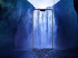 Penampakan Oppo R15  Dalam Genggaman