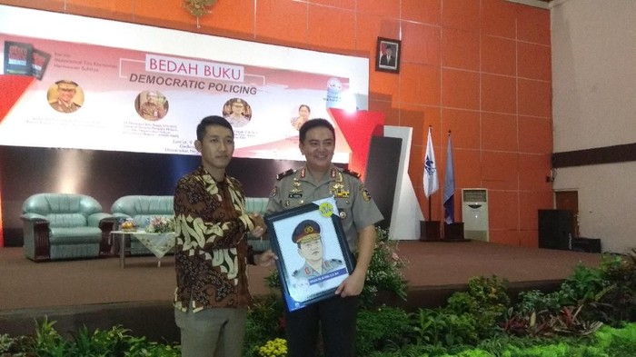 Habib Rizieq akan Ditahan atau Tidak, Jawabannya Ada di Buku Ini