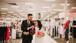 Unik! 10 Foto Pernikahan di Supermarket Ini Bikin Netizen Baper