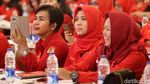 Hasto Beri Pengarahan Kader Perempuan PDIP