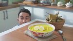 Yuk, Intip 10 Gaya Keren Yuda Bustara Saat Beraksi di Dapur!
