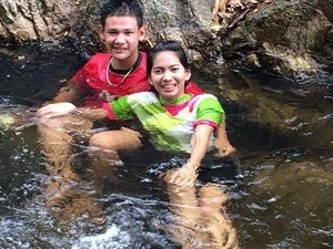 Meleleh! Kisah Cinta Wanita Muda yang Setia Meski Wajah Pacarnya Jadi Rusak