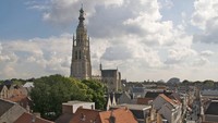 Virgil van Dijk berasal dari Breda, Belanda. Kota di bagian selatan Belanda ini begitu tenang dan nyaman. Pedestarian di sana pun asyik banget buat jalan kaki  (Thinkstock)