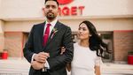 Unik! 10 Foto Pernikahan di Supermarket Ini Bikin Netizen Baper