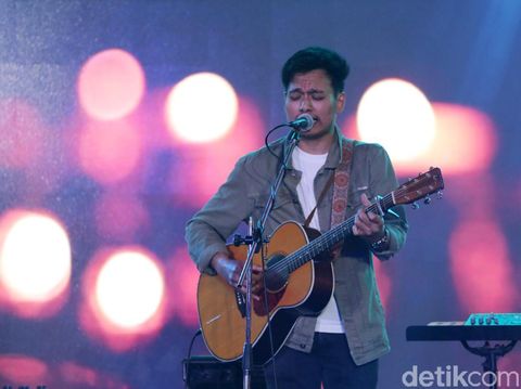 Mojang Bandung, Siap Nonton Rendy Pandugo di Audisi Sunsilk Hijab Hunt?