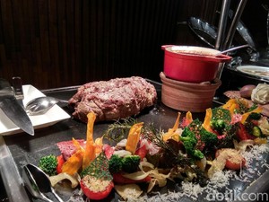 Sambut Paskah dengan Burrito Misto hingga Lamb Steak yang Juicy di Sini