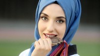Hijabers cantik ini berasal dari Turki. Ia menjadi atlet taekwondo nasional (kubra.dagli/Instagram)