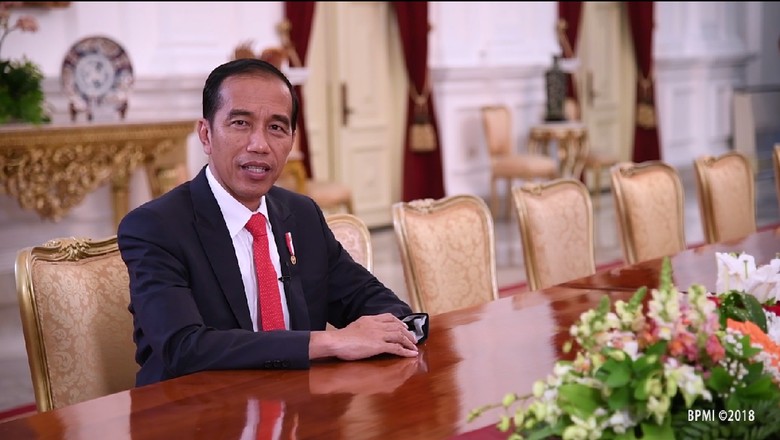 Doa Jokowi untuk Istri Gus Dur: Sehat Terus, Kami Butuh Kehadiran Ibu Doa Jokowi untuk Istri Gus Dur: Sehat Terus, Kami Butuh Kehadiran Ibu