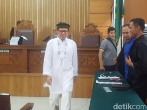 Terdakwa Bom Thamrin Pernah Video Call dengan Anggota JAD di Lapas