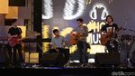 Semangat Pagi di dHOT Music Day 2018 Bersama Hi Friday