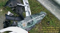 Bagian-bagian mobil mewah yang copot usai tabrakan beruntun tersebut. Akibat kejadian ini, satu pengemudi dilaporkan terluka. (Foto: dok. Polda Jabar)