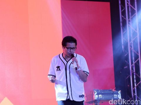 Armand Maulana